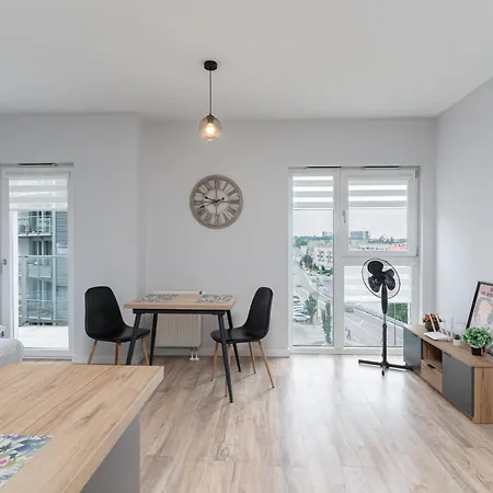Podwislocze Modern By Bookinghost *